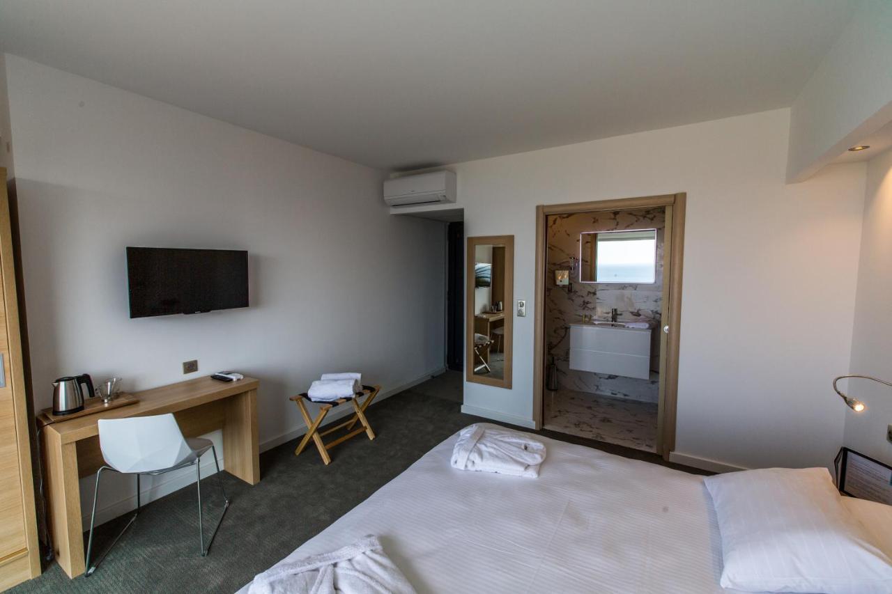 Hotel Villa R Calvi  Esterno foto